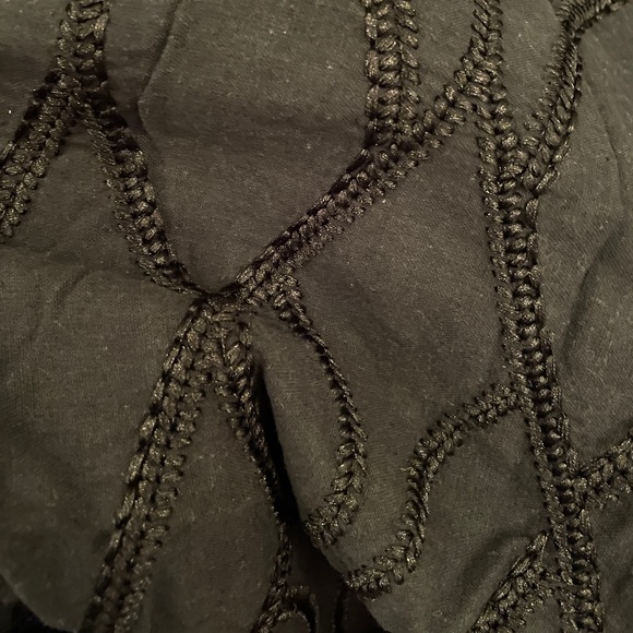 🤩 Little Black Dress - Picture 3 of 15